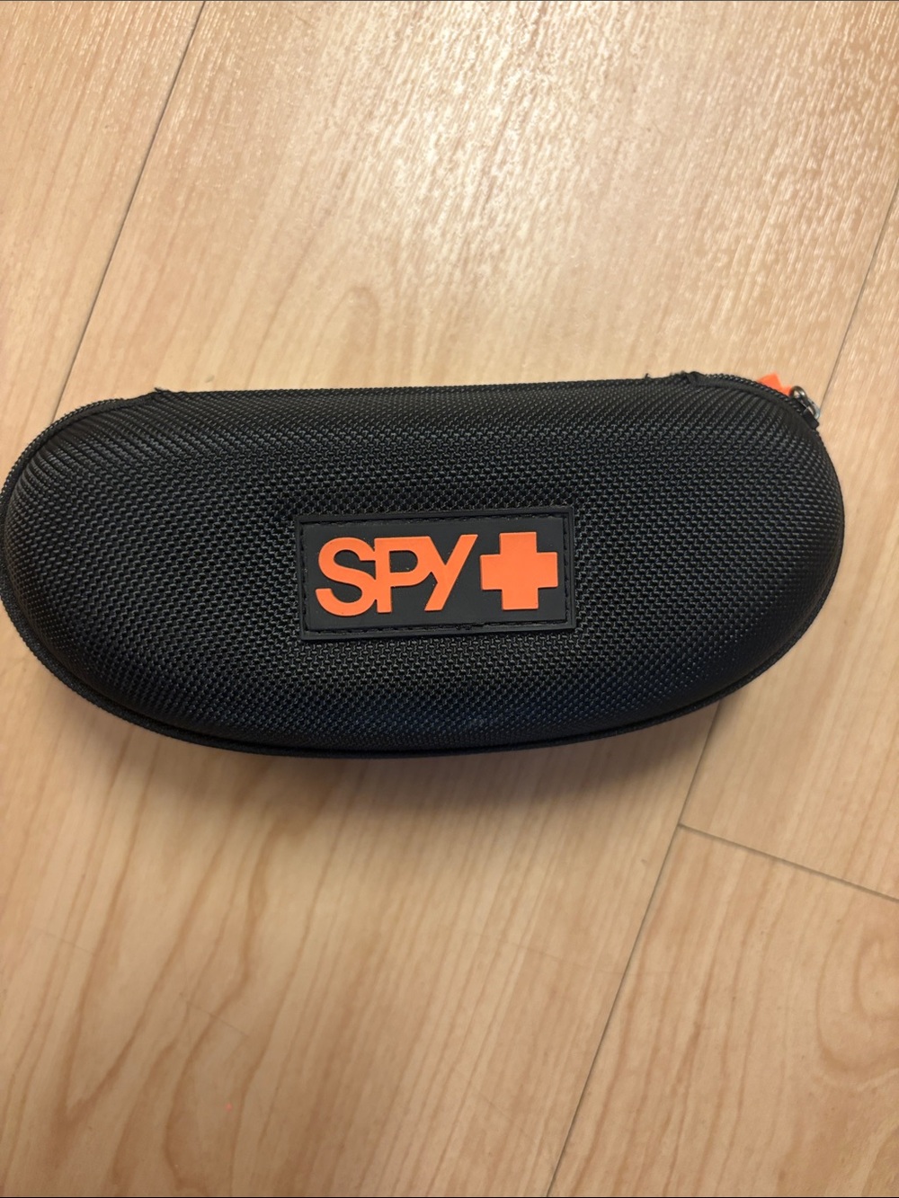 Eyeglass case spy